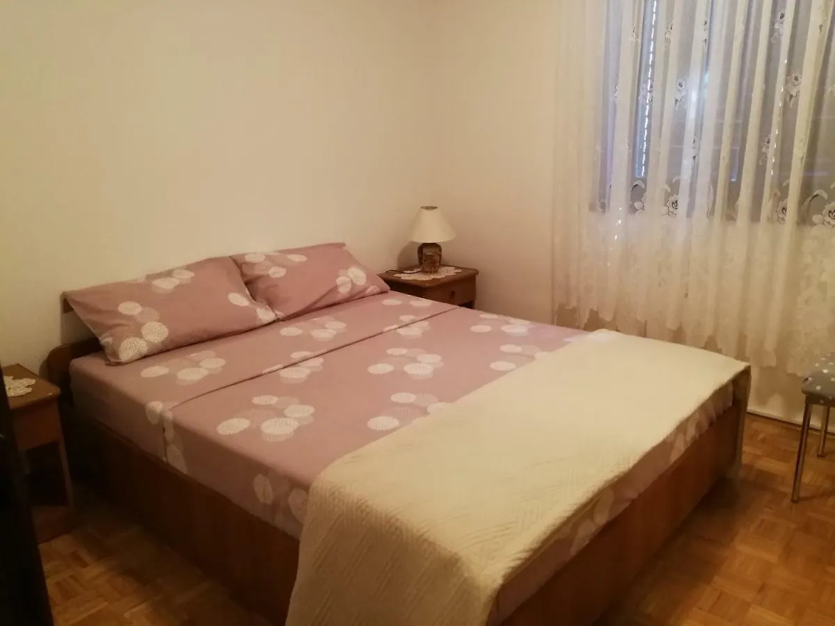 Apartment Koruna 1 Pula